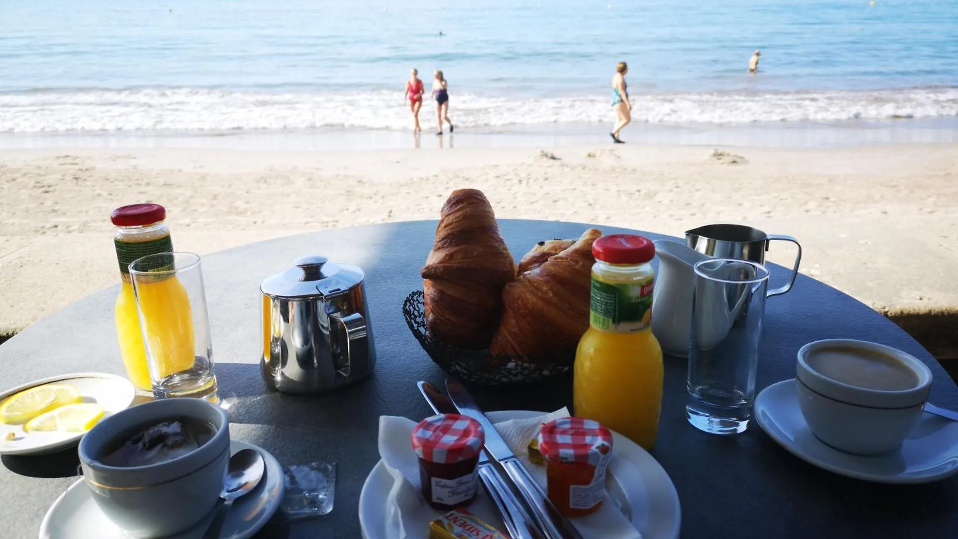 Appartement Avec Piscine Et Garage Proche Plage Et Commerces La Seyne-sur-Mer France